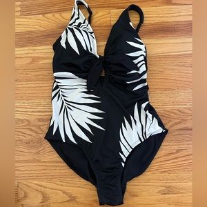 Kona Sol One-piece swimsuit